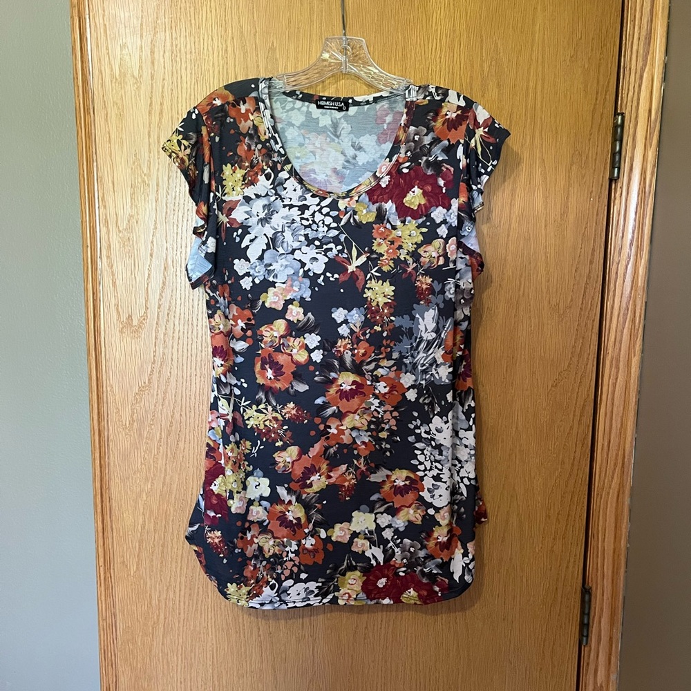 HEIMISH USA Blue and Orange Cap Sleeve Fitted Graphic Blouse